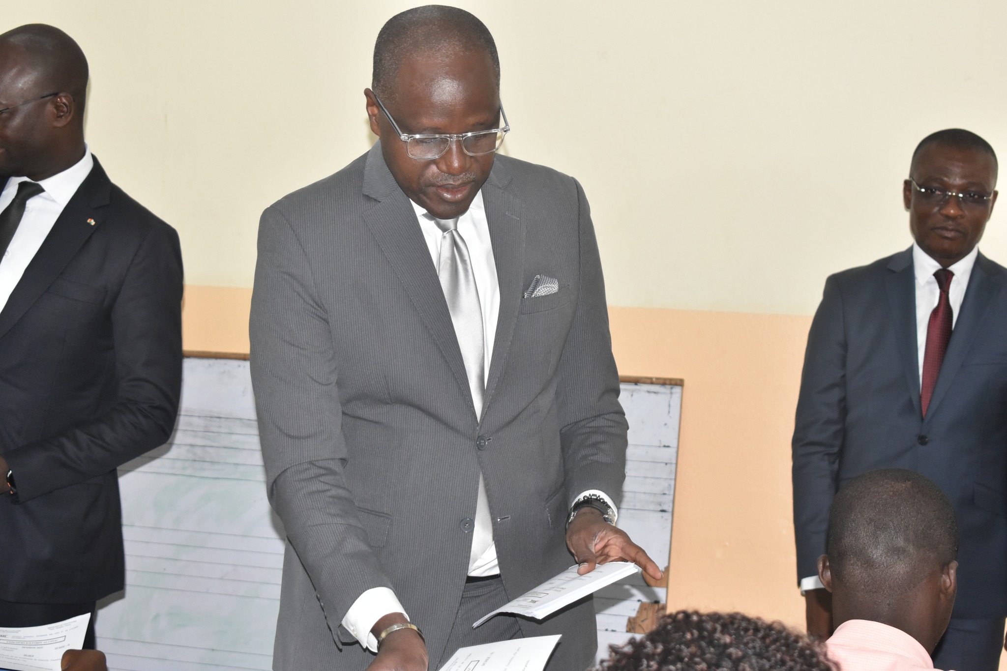 INSAAC - INSAAC/LANCEMENT DU CONCOURS 2...